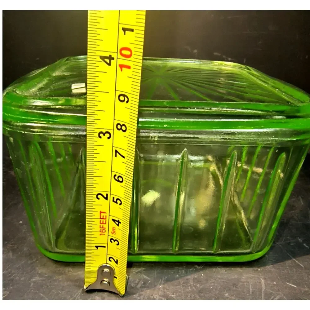 722. Vintage Square Glass Fridgie Container with Lid Vaseeline UV Reactive
